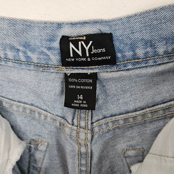 High Waisted Button Front Womens Shorts Sz 14 Large Light Blue Denim Rolled Hem - Picture 4 of 4